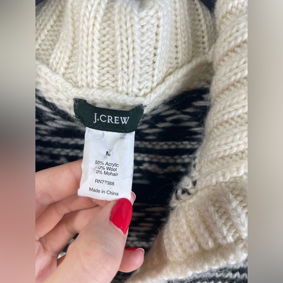 J. Crew Black & Cream Long Sleeve Snowflake Collared Sweater Medium Women’s GUC - Picture 6 of 10